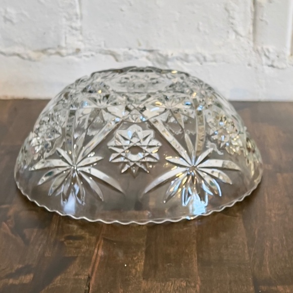 Vintage Anchor Hocking EAPC or Star of David 11" Serving Bowl Fruit Bowl - Picture 2 of 5